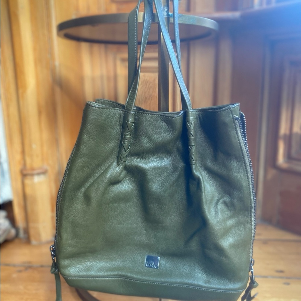 Elegant Olive Green Leather Tote Bag
